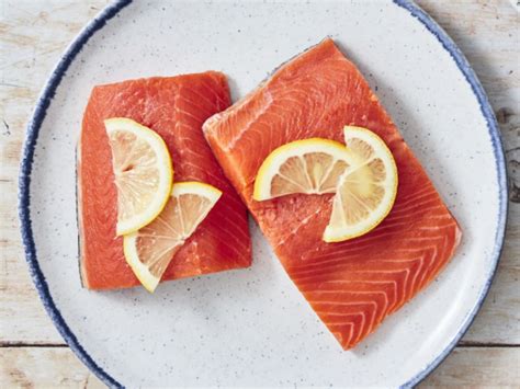 Salmon scales and skin do not have to be removed before cooking, which makes preparation easy. . Do salmon carry chlamydia